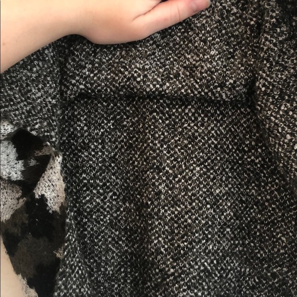 Curio Camo Sweater - Picture 5 of 6